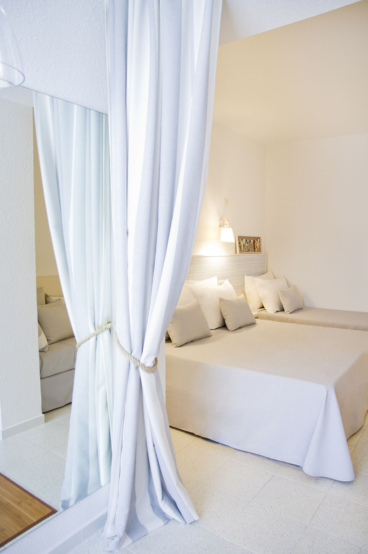 อเลเกรีย ปิเนดา สแปลช Hotel Costa Brava ภายนอก รูปภาพ